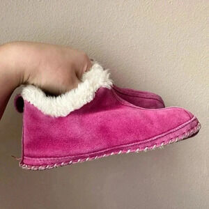 Cabela's Pink Kids Slippers